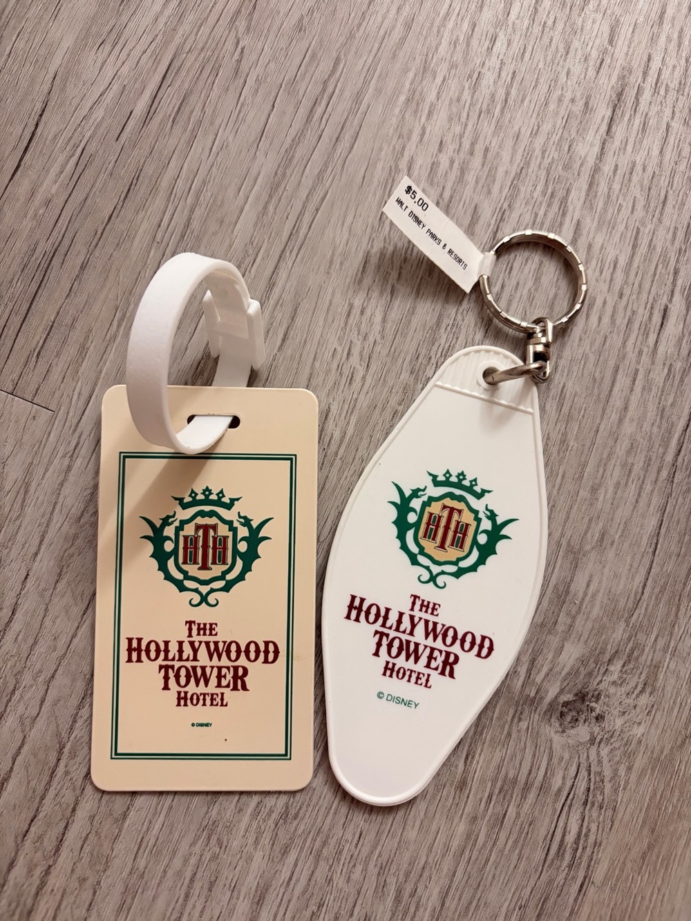 Vintage Disney Tower of Terror Hollywood Tower Hotel Room 1313 Keychain Luggage
